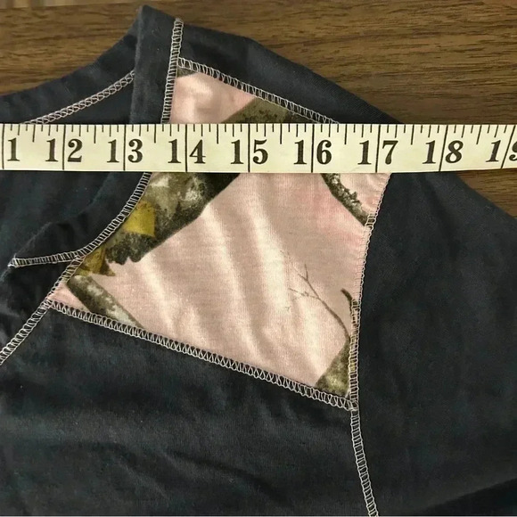 ❤️ Realtree Pink Trucker Camo Shortsleeve top 2X (18W/20W) - Picture 7 of 8